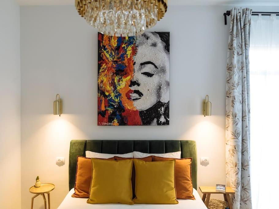 Апартаменты Le Bijou De Marilyn Бухарест Экстерьер фото